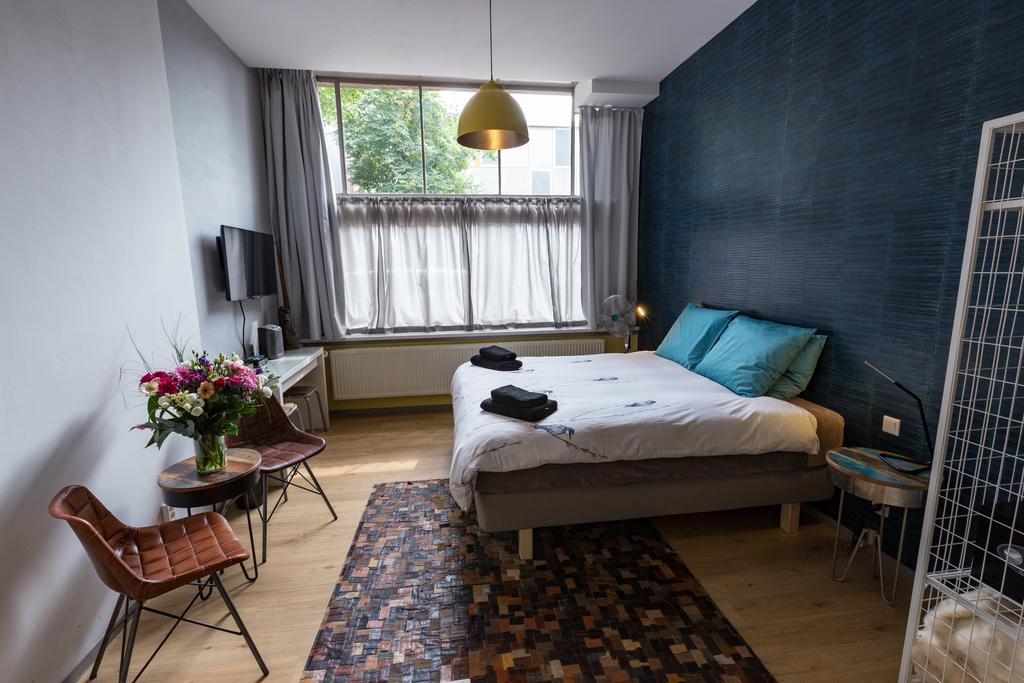 Amsterdam House Of Arts & Crafts Bed & Breakfast Exterior photo